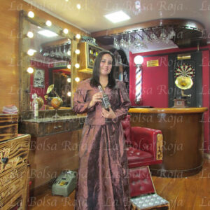 Dama de época café